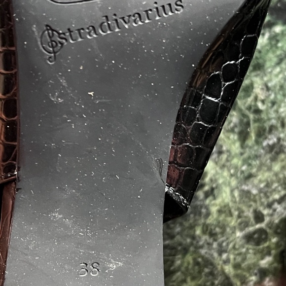 LAST CHANCE Pointy toe crocodile embossed block heel slingback - Picture 4 of 5